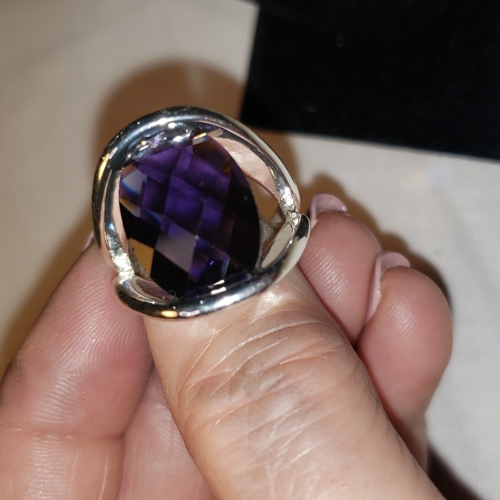 Cushion cut blue oval stone in silver tone band size 6 1/2 - Picture 4 of 7